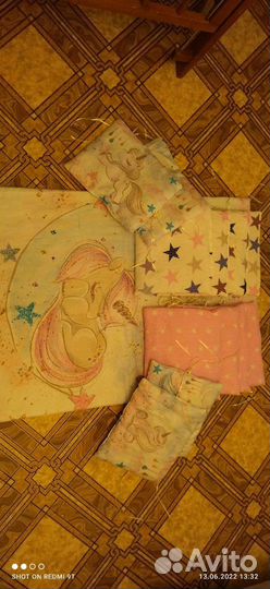 Бортики в детскую кроватку для девочки