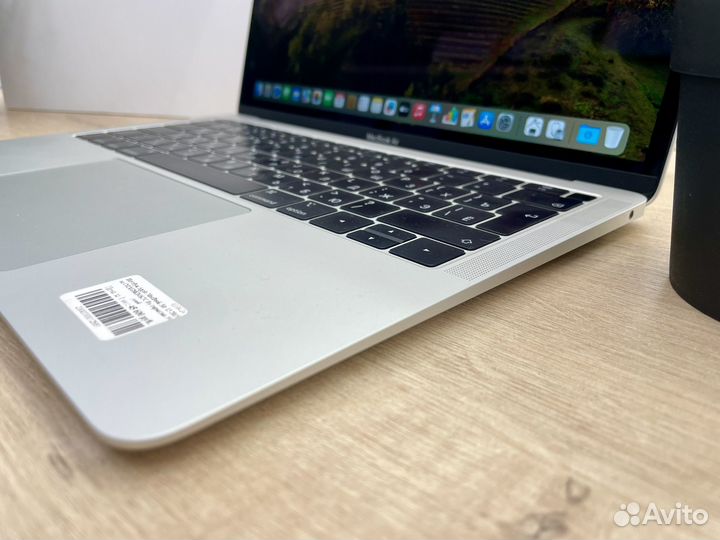 Ноутбук Apple MacBook Air 2018