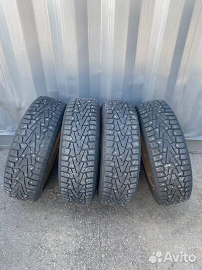 Pirelli Ice Zero 185/60 R15 29L