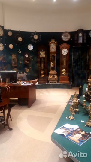 Настенные часы с маятником и боем K.Mozer