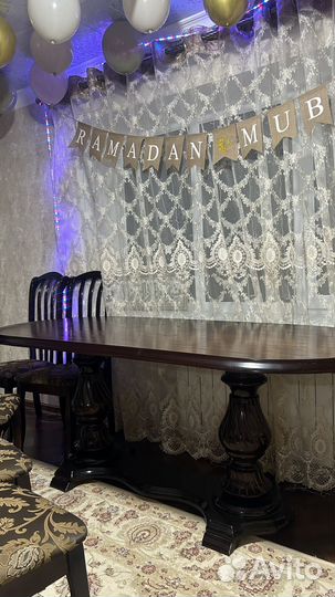 Кухонный стол