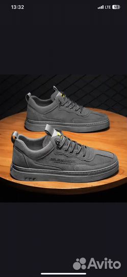 Кроссовки мужские 42 размер новые
