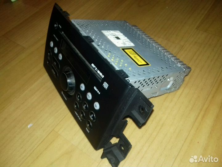 Японская аудио магнитола для Suzuki Grand Vitara