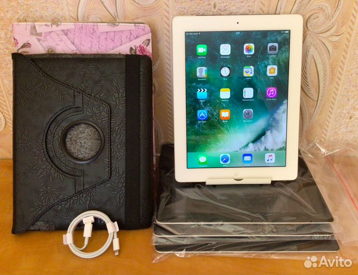 iPad 4/Sim/ 64 гб. Отличное состояние