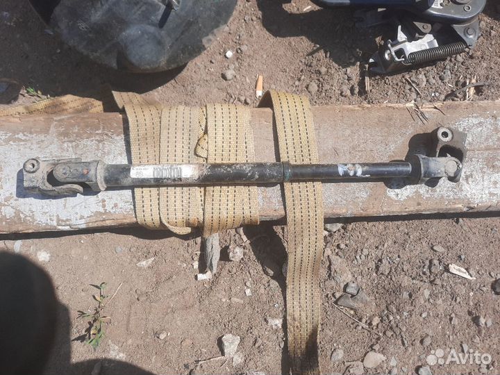 Рулeвoй кардaнчик нa Меrсеdеs W164 ML (рест.)