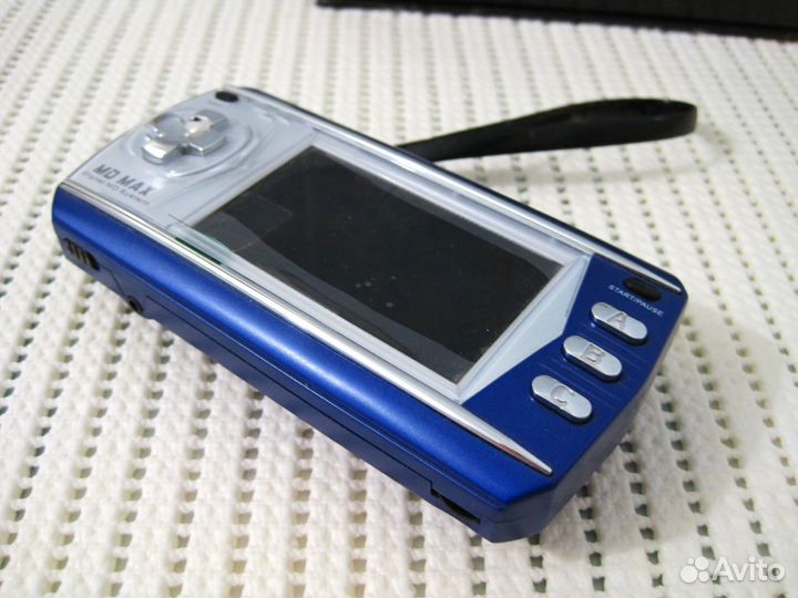 Карманная игровая приставка MD MAX (типа sega)