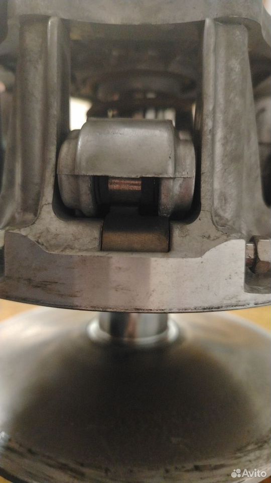 Kawasaki Brute Force KVF750 06-18 ведущий вариатор