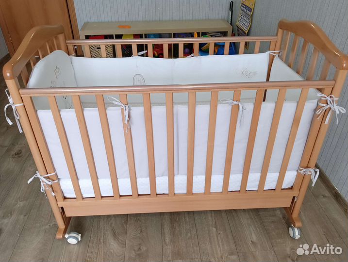 Детская кроватка Papaloni