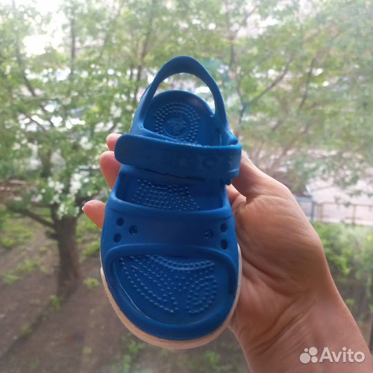 Сандалии crocs C7
