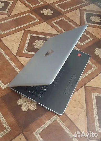 Ноутбук hp (core i5)