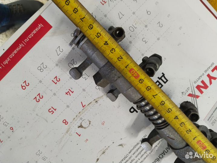 Ось газ-53 коромысел в сборе (оао змз)