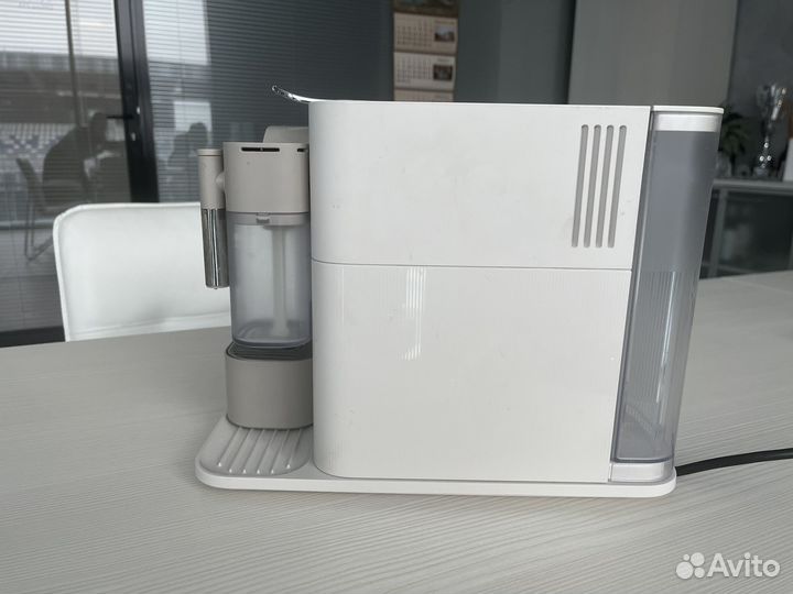 Кофеварка DeLonghi Nespresso EN500