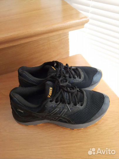 Кроссовки Goretex