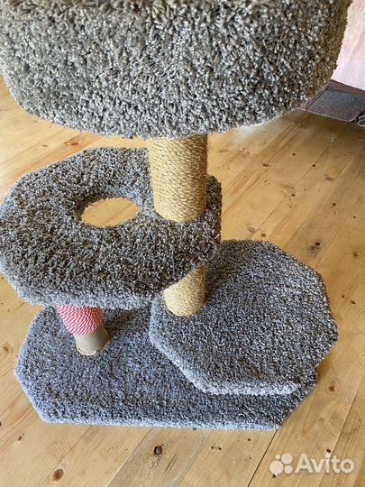 Когтеточка для кошек высокая