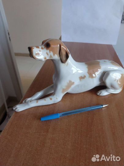 Статуэтка фарфор