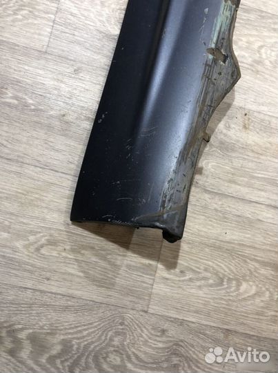 Накладка правого порога BMW E46 седан