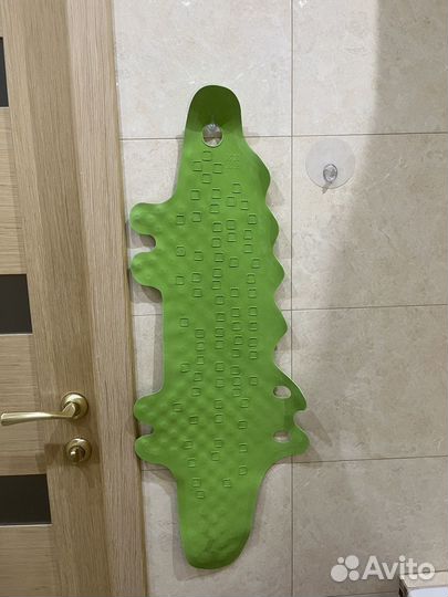 Противоскользящий коврик в ванну IKEA