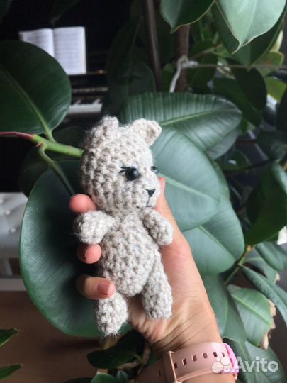 Кошочка вязаная. Ручная работа