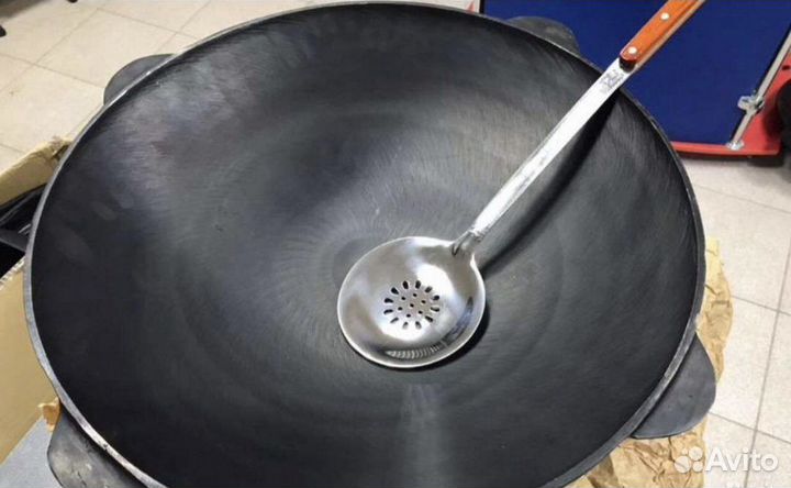 Чугyнная cковородa caдж 51 cм