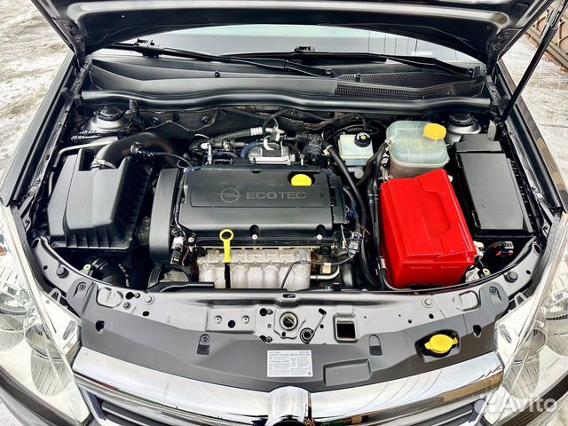 Opel Astra 1.8 MT, 2011, 181 122 км объявление продам
