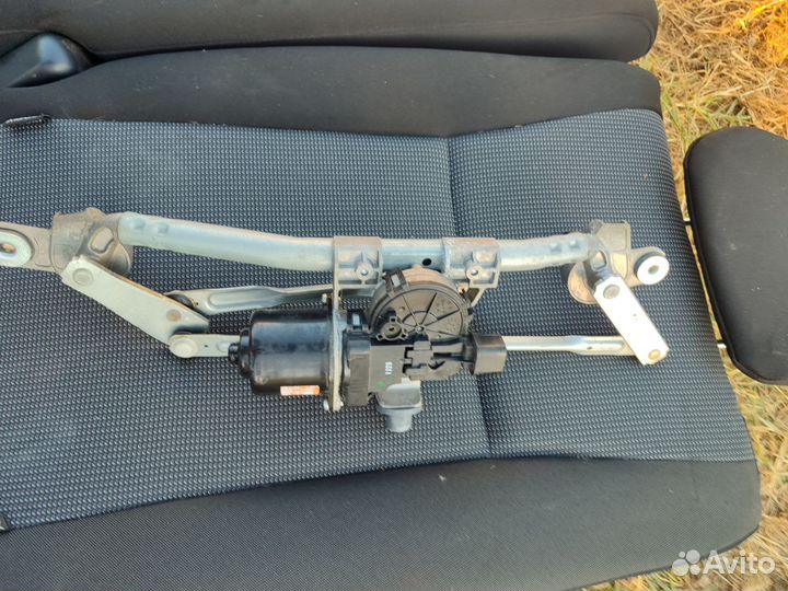 Трапеция дворников на hyundai solaris 2