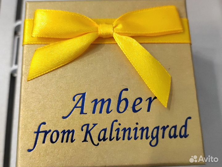 Янтарь в серебре комплект