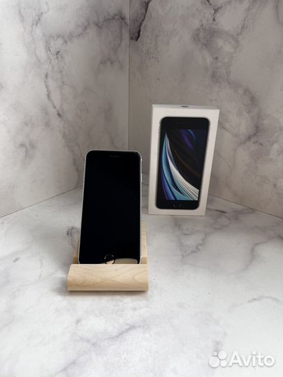 iPhone SE (2020), 64 ГБ