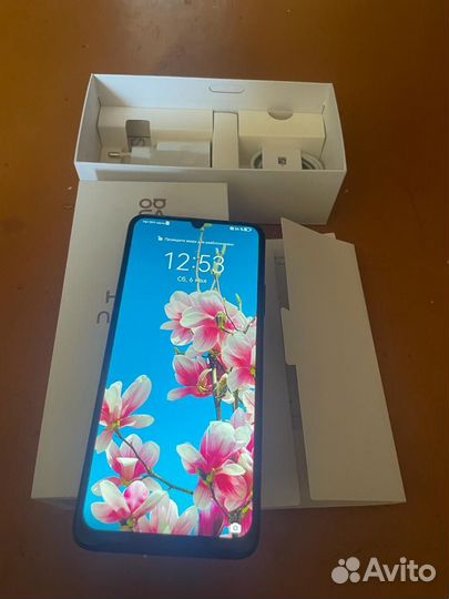 Телефон huawei nova y70