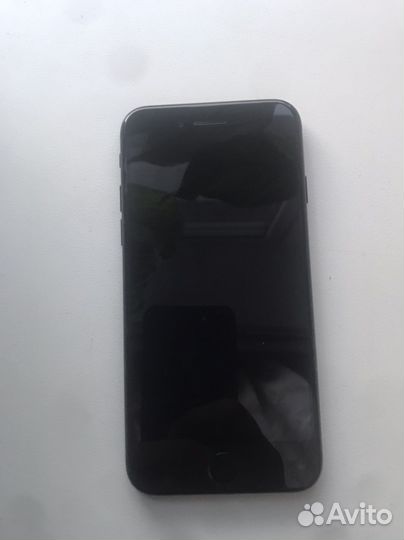 Телефон iPhone 7 128gb