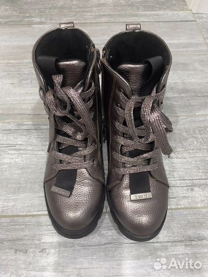 Ботинки демисезонные для девочки 32 размер
