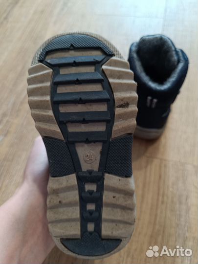 Ботинки демисезонные 24 размер