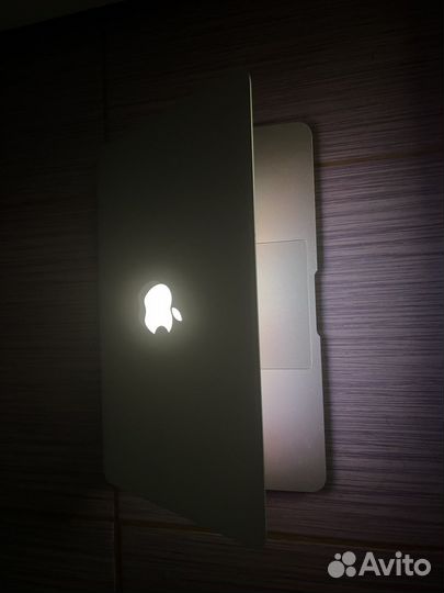 Apple MacBook Air 11