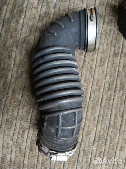 Патрубок воздушного фильтра Chevrolet Aveo t3001.6