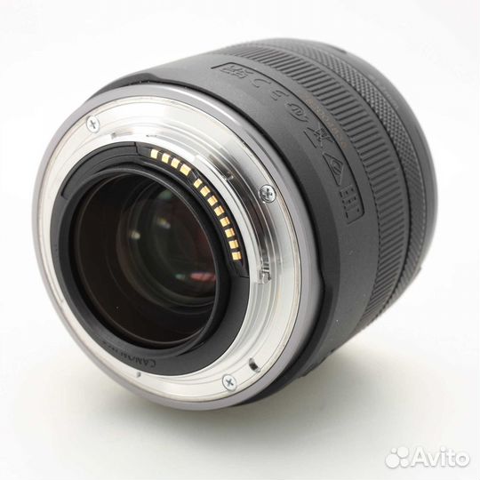 Canon RF 35mm f/1.8 IS Macro STM