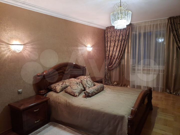 2-к. квартира, 91,1 м², 2/8 эт.