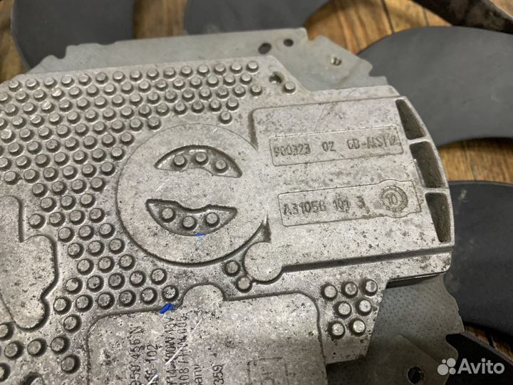 Audi A7 Sportback (4G8) Вентилятор радиата 3л cgwb