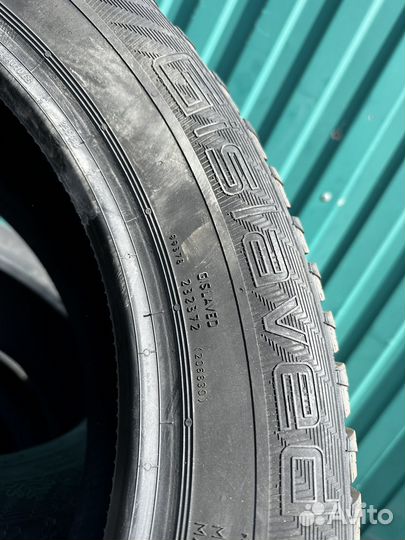 Gislaved Nord Frost 200 215/55 R17