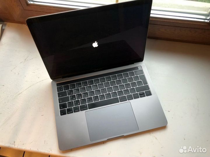 Продам MacBook Pro 13