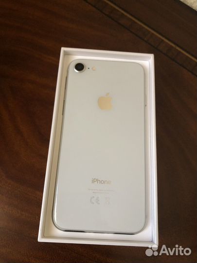 iPhone 8, 64 ГБ