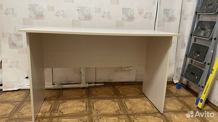 Письменный стол 120х60