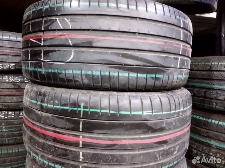 Pirelli P Zero 255/35 R19