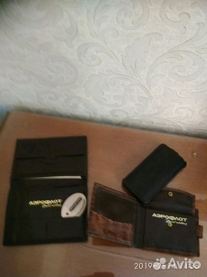 Винтажные кожаные портмоне 