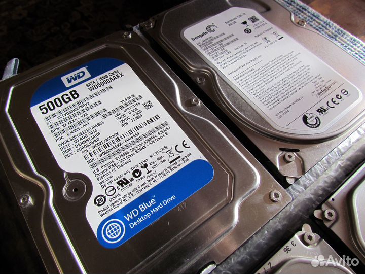 HDD SATA 160Gb - 500Gb, SSD 60 - 120Gb SATA