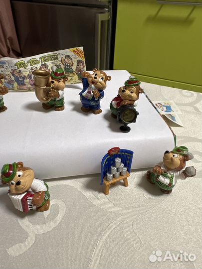 Киндеры. Медведи на ярмарке