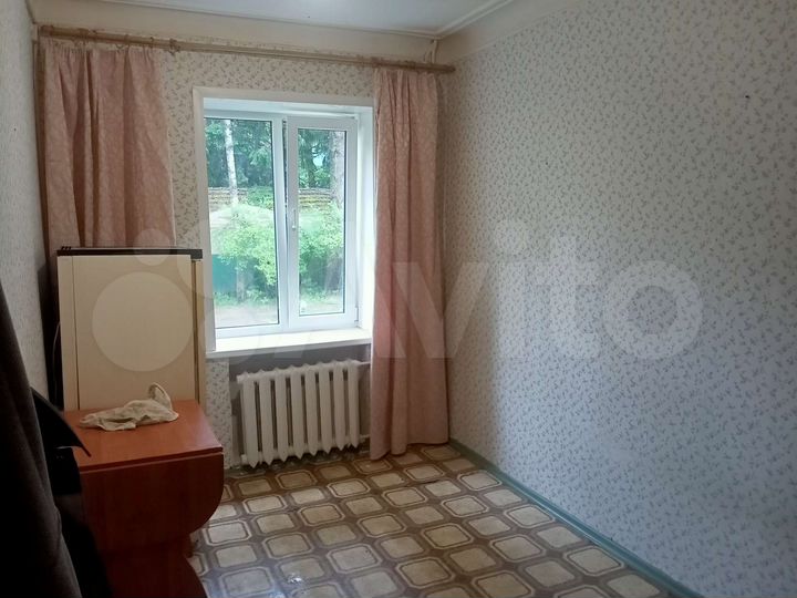 Комната 12 м² в 3-к., 1/2 эт.