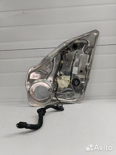 Стеклоподъемник задней левой двери MB W 204