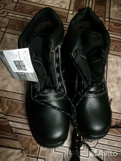 Ботинки мужские 44 размер новые оригинал