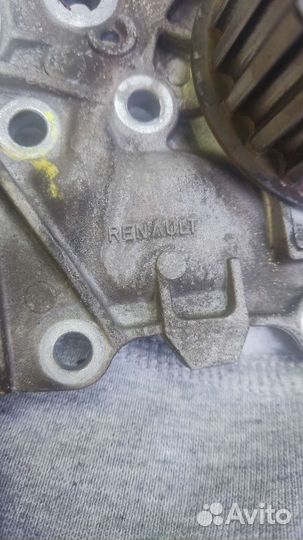 Помпа Renault Duster 1.6
