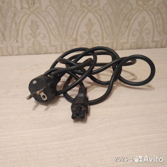 Шнур питания для компьютера, ноутбука