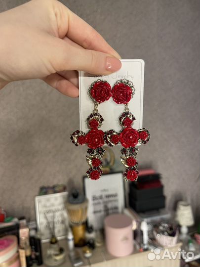 Серьги кресты с розами